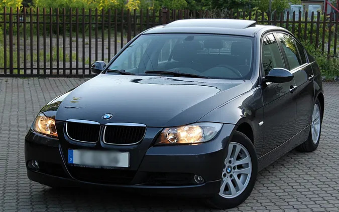 ogrodzieniec BMW Seria 3 cena 21900 przebieg: 250000, rok produkcji 2006 z Ogrodzieniec